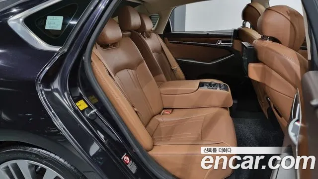 Hyundai Genesis 2016 — фото 12