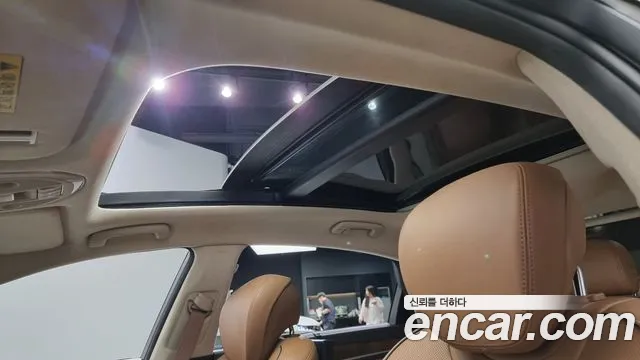 Hyundai Genesis 2016 — фото 16