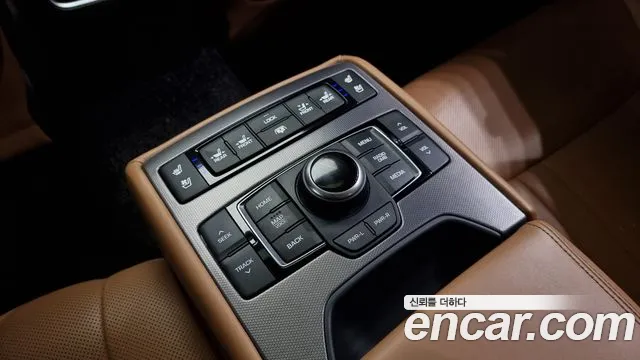 Hyundai Genesis 2016 — фото 19