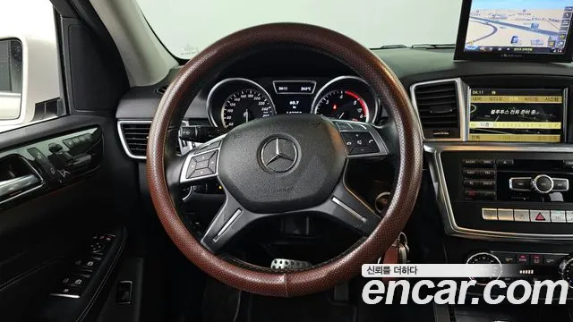 Mercedes-Benz M-class 2012 — фото 13