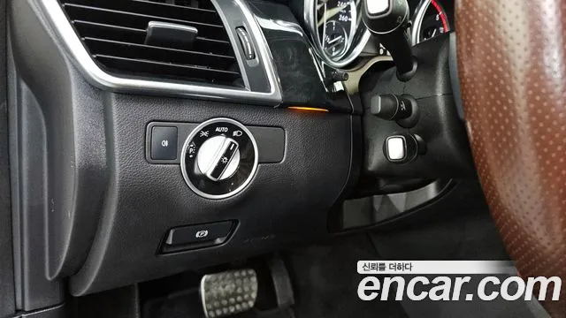 Mercedes-Benz M-class 2012 — фото 16