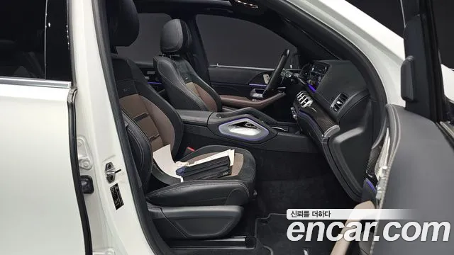 Mercedes-Benz GLE-Class 2023 — фото 10