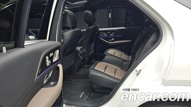 Mercedes-Benz GLE-Class 2023 — фото 12