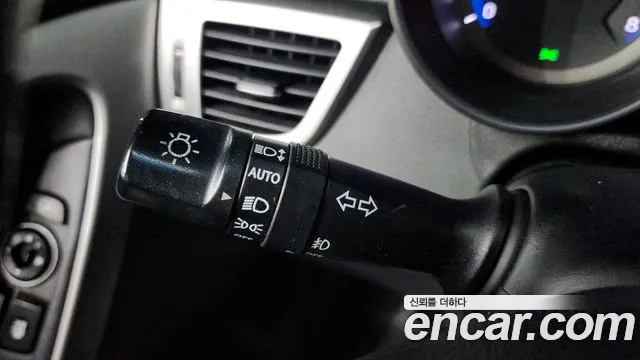 Hyundai i30 2014 — фото 19