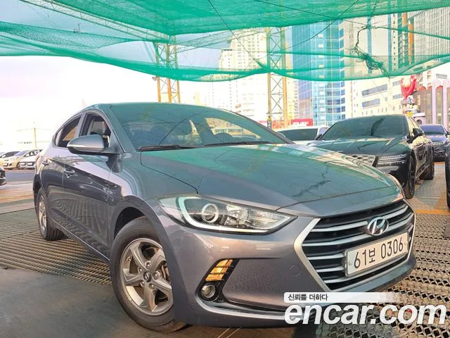 Hyundai AVANTE 2016 — фото 1