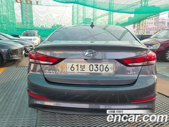 Hyundai AVANTE 2016 — фото 3
