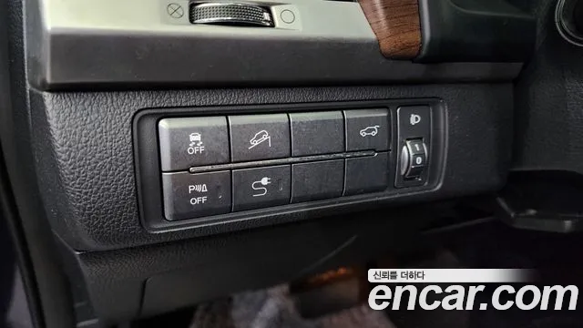 KG_Mobility_Ssangyong Rexton 2018 — фото 14