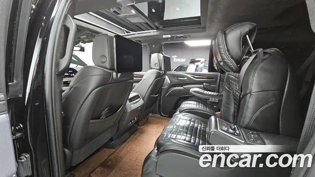 Cadillac Escalade 2021 — фото 12