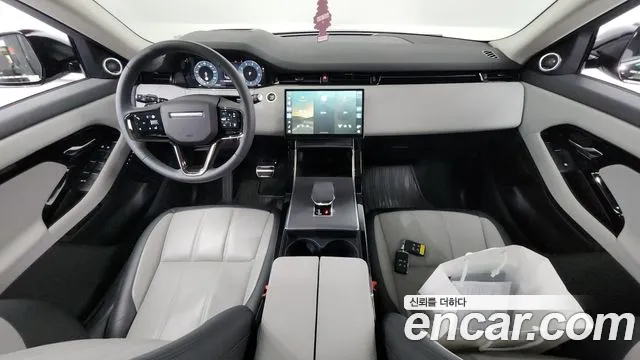 Land Rover Range Rover Evoque 2024 — фото 7
