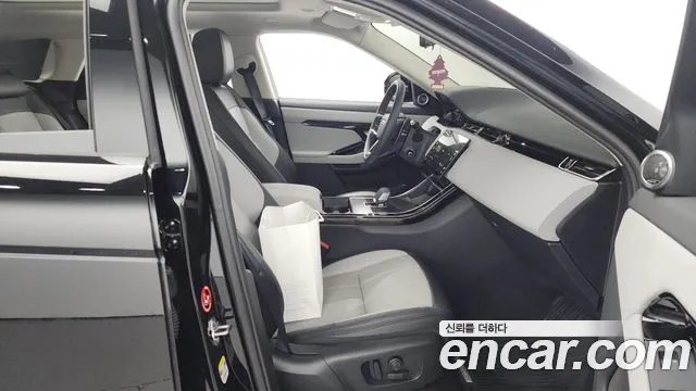 Land Rover Range Rover Evoque 2024 — фото 11
