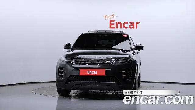 Land Rover Range Rover Evoque 2024 — фото 3