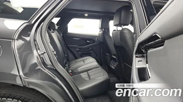 Land Rover Range Rover Evoque 2024 — фото 12