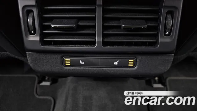 Land Rover Range Rover Evoque 2024 — фото 19