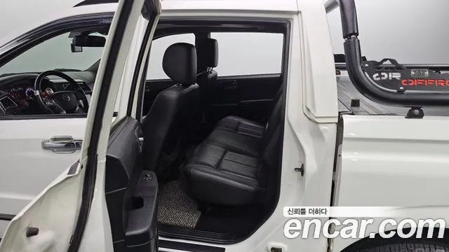 KG_Mobility_Ssangyong KORANDO 2017 — фото 11