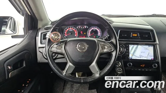 KG_Mobility_Ssangyong KORANDO 2017 — фото 15