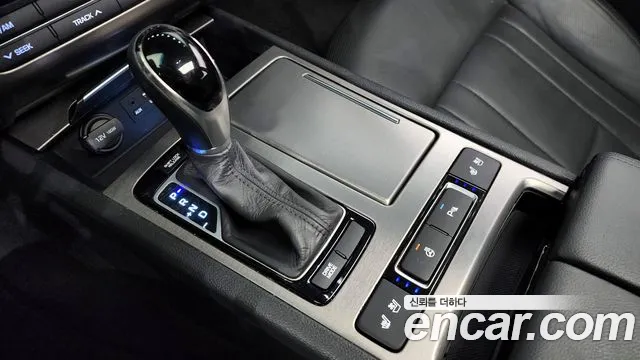 Hyundai Genesis 2015 — фото 9