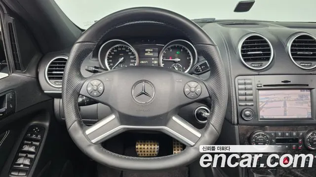 Mercedes-Benz M-class 2011 — фото 13