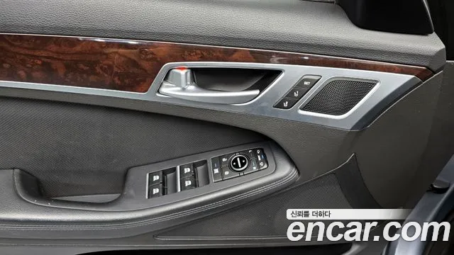 Hyundai Genesis 2015 — фото 18