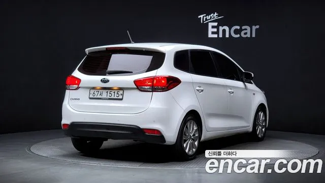 Kia Carens 2015 — фото 2