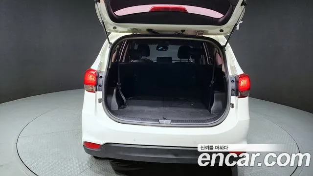 Kia Carens 2015 — фото 20