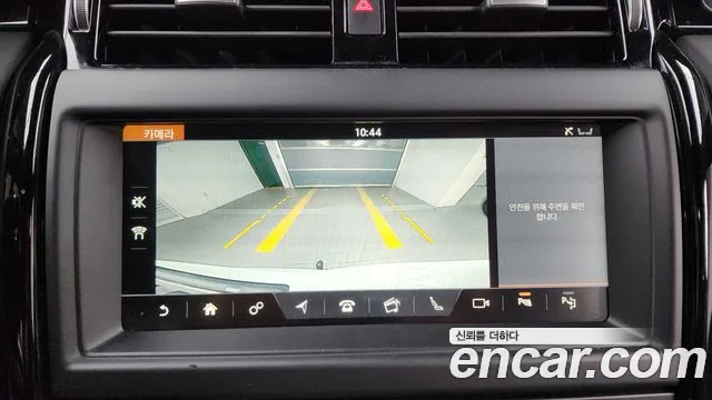 Land Rover Discovery 2019 — фото 15