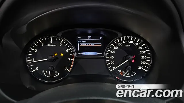 Nissan Altima 2018 — фото 8