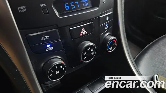 Hyundai Sonata 2016 — фото 19