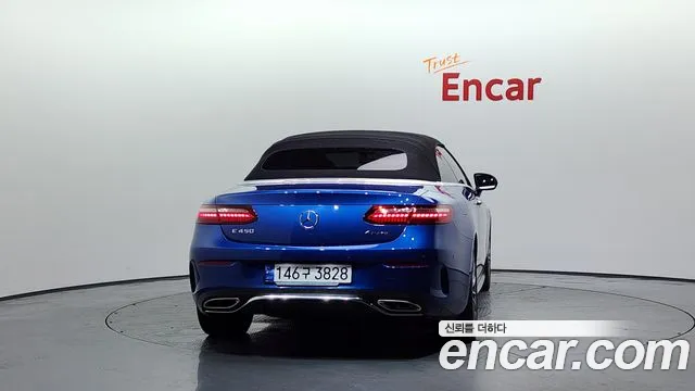 Mercedes-Benz E-Class 2023 — фото 4