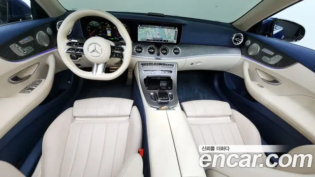 Mercedes-Benz E-Class 2023 — фото 7