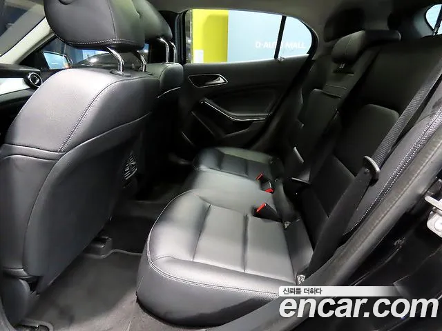 Mercedes-Benz GLA-Class 2019 — фото 11