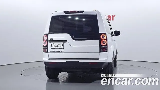 Land Rover Discovery 2015 — фото 4