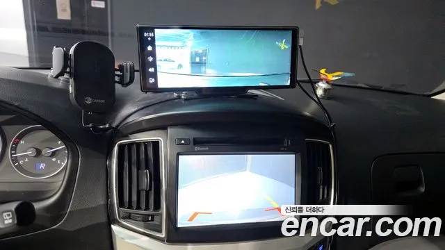 Hyundai Starex 2017 — фото 16