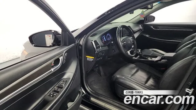 Hyundai Grandeur 2017 — фото 10