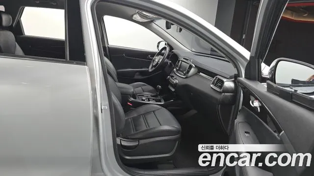 Kia Sorento 2017 — фото 10