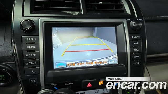 Toyota Camry 2013 — фото 17