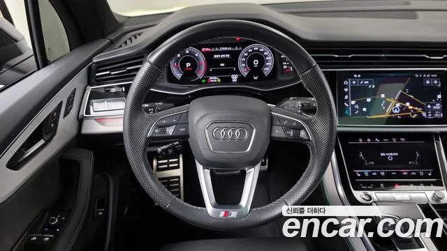 Audi Q7 2023 — фото 13
