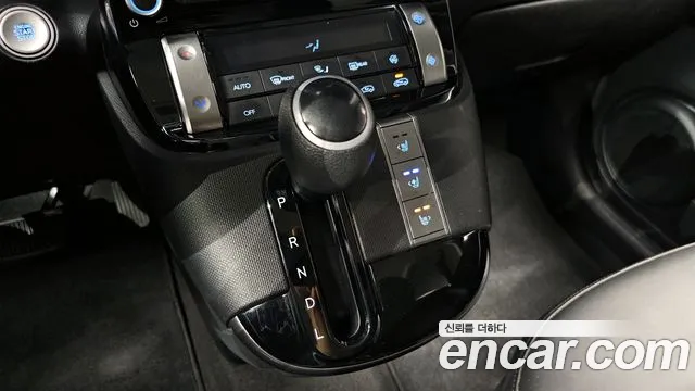 Hyundai Casper 2022 — фото 9