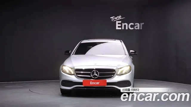 Mercedes-Benz E-Class 2020 — фото 3