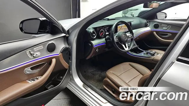 Mercedes-Benz E-Class 2020 — фото 10