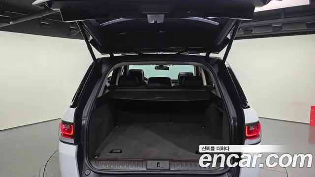 Land Rover Range Rover Sport 2016 — фото 20