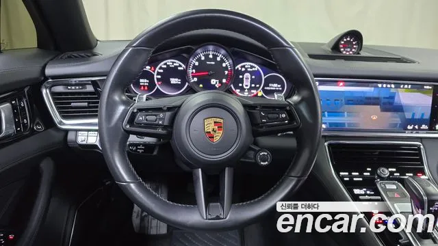 Porsche Panamera 2021 — фото 13
