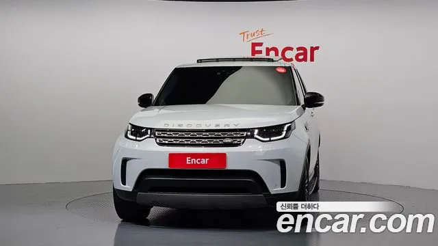 Land Rover Discovery 2018 — фото 4