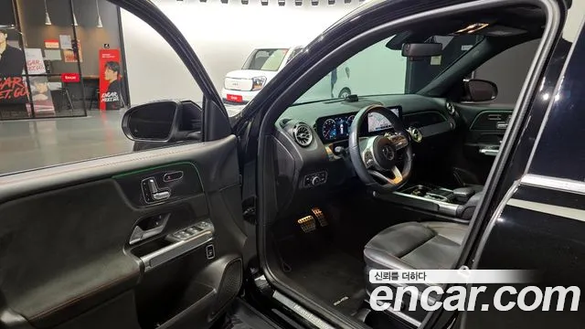 Mercedes-Benz GLB-Class 2020 — фото 10