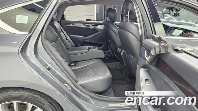 Hyundai Genesis 2016 — фото 12