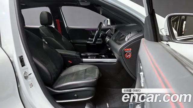 Mercedes-Benz GLA-Class 2021 — фото 11