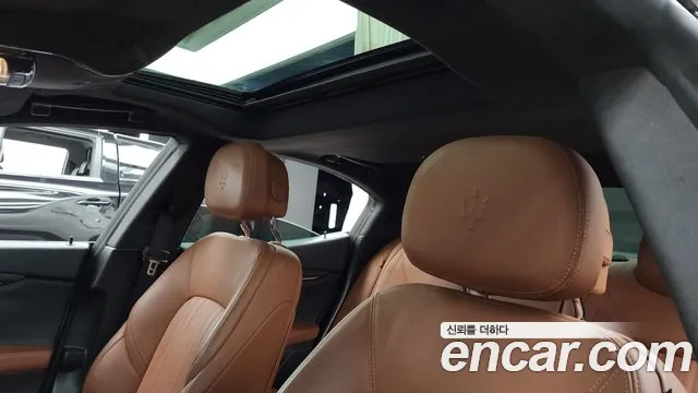 Maserati Ghibli 2014 — фото 19