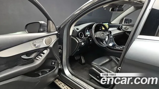 Mercedes-Benz GLC-Class 2018 — фото 11