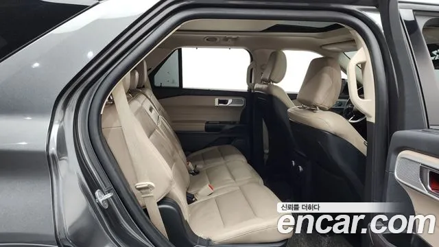Ford Explorer 2020 — фото 12