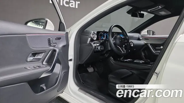 Mercedes-Benz A-Class 2021 — фото 11