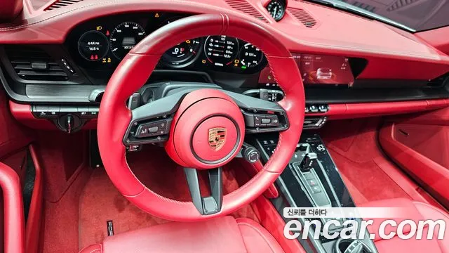 Porsche 911 2024 — фото 13